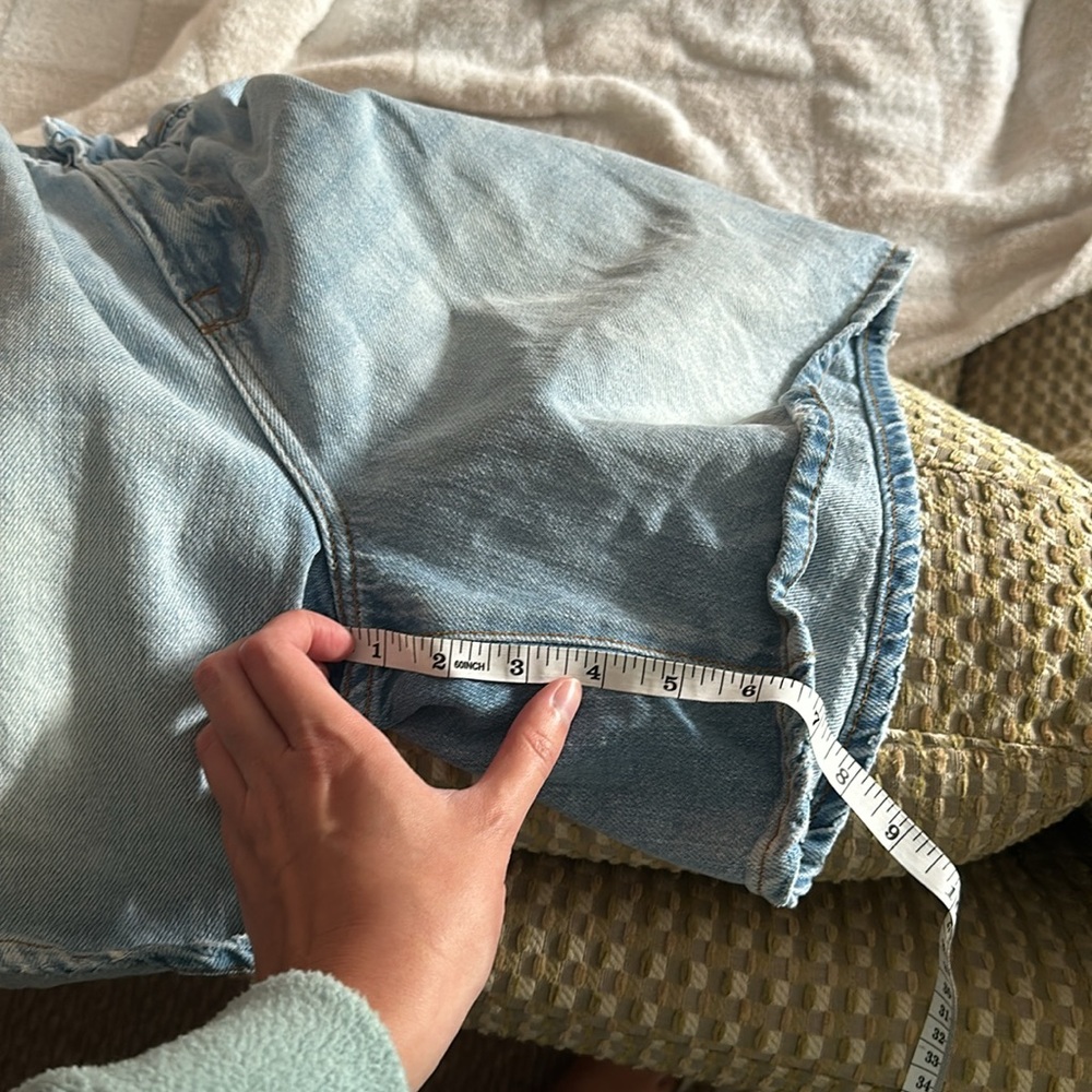 FRAME Denim Shorts - Picture 11 of 12
